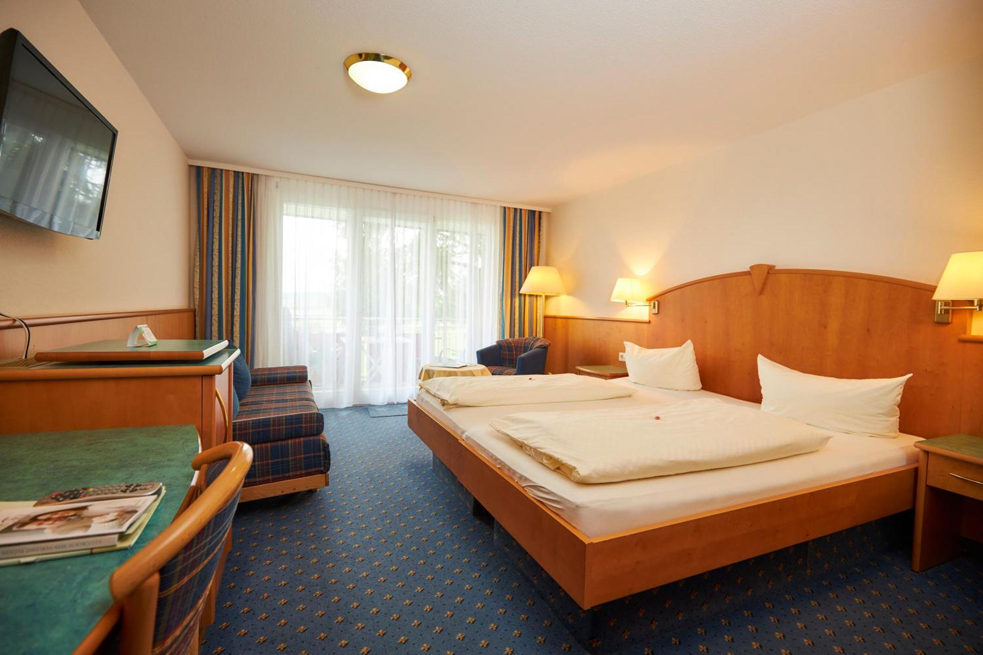 Flair Hotel Landgasthof Roger Лёвенштайн Экстерьер фото